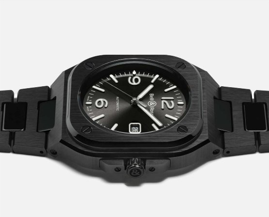 Bell & Ross 柏莱士推出全新BR 05 BLACK CERAMIC系列